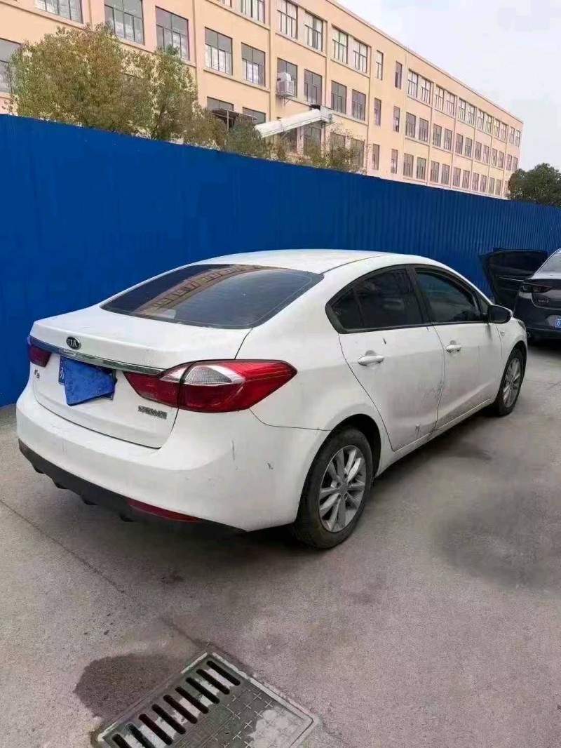 嘉兴17年起亚K34