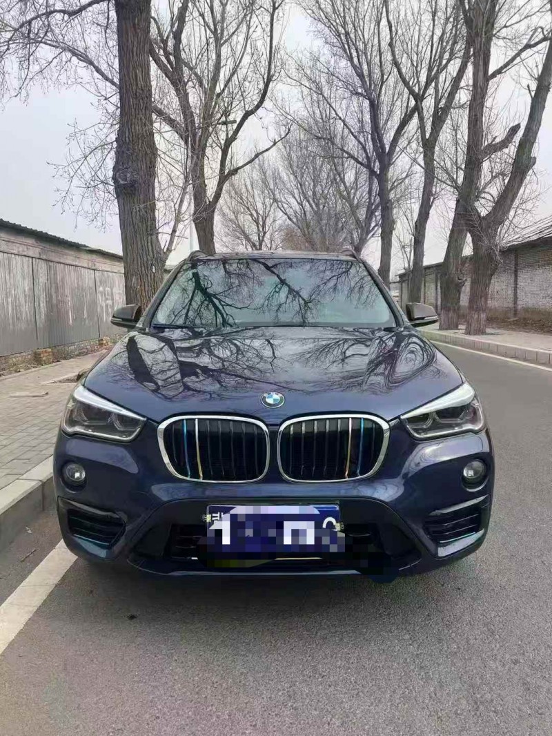 承德18年寶馬X11