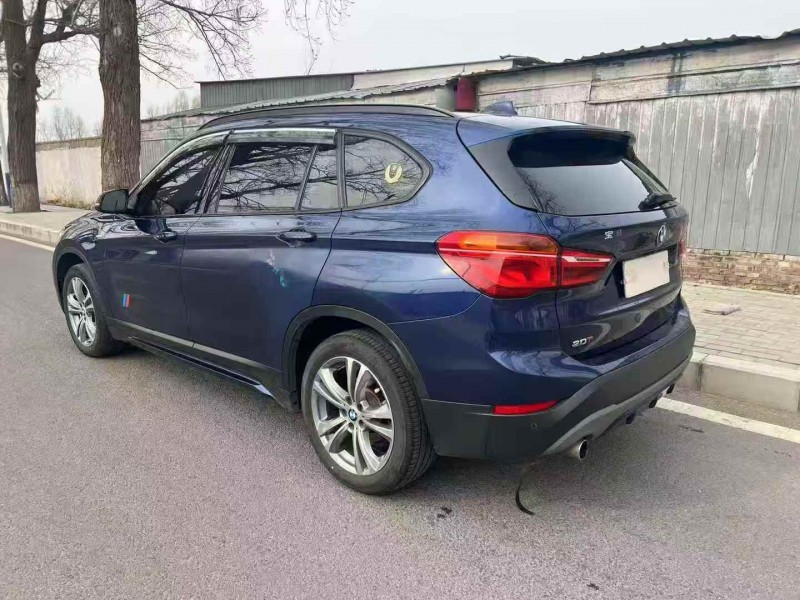 承德18年寶馬X18