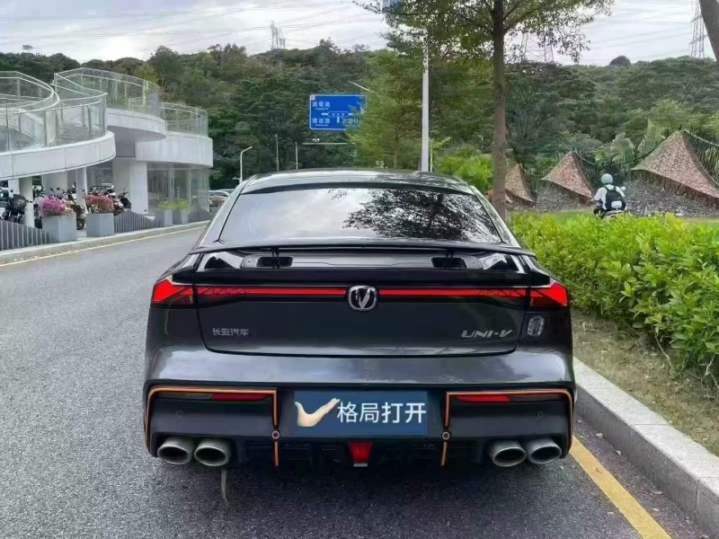 深圳23年长安汽车UNI9