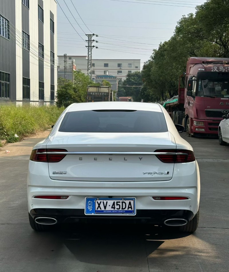 中山25年吉利星瑞4