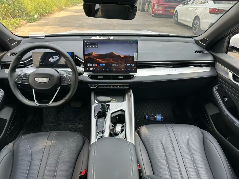 中山25年吉利星瑞5