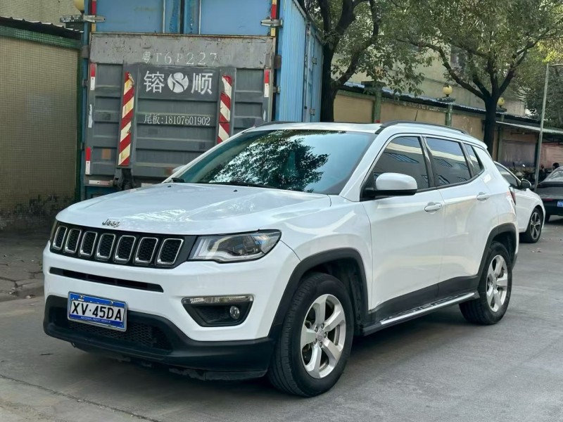 中山17年Jeep指南者2