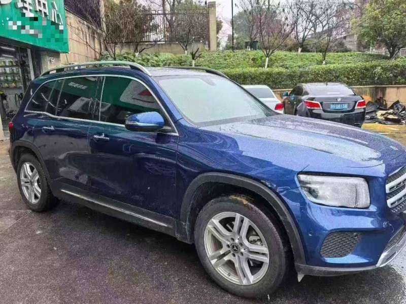 赣州21年奔驰GLB2