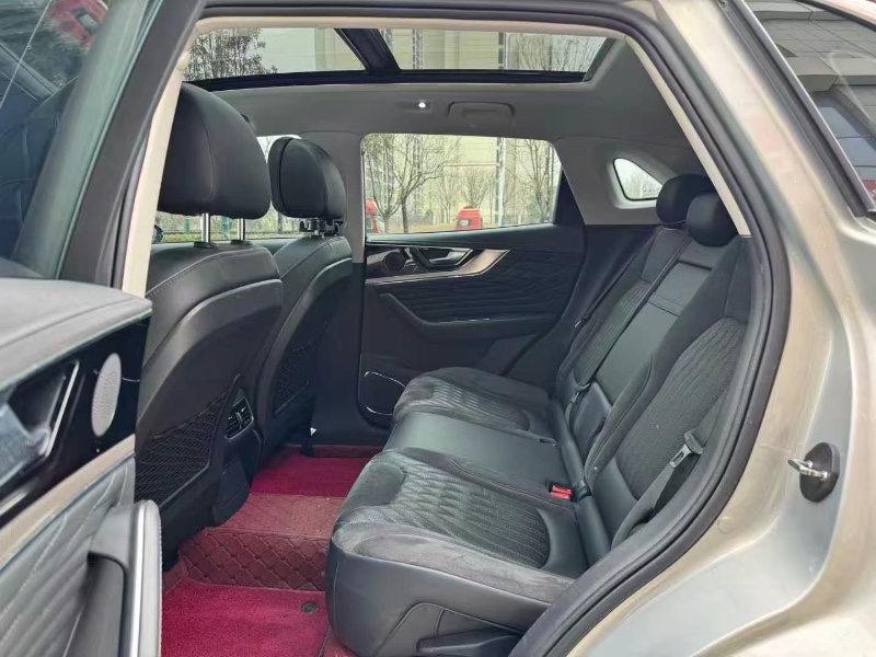 济宁23年红旗HS58