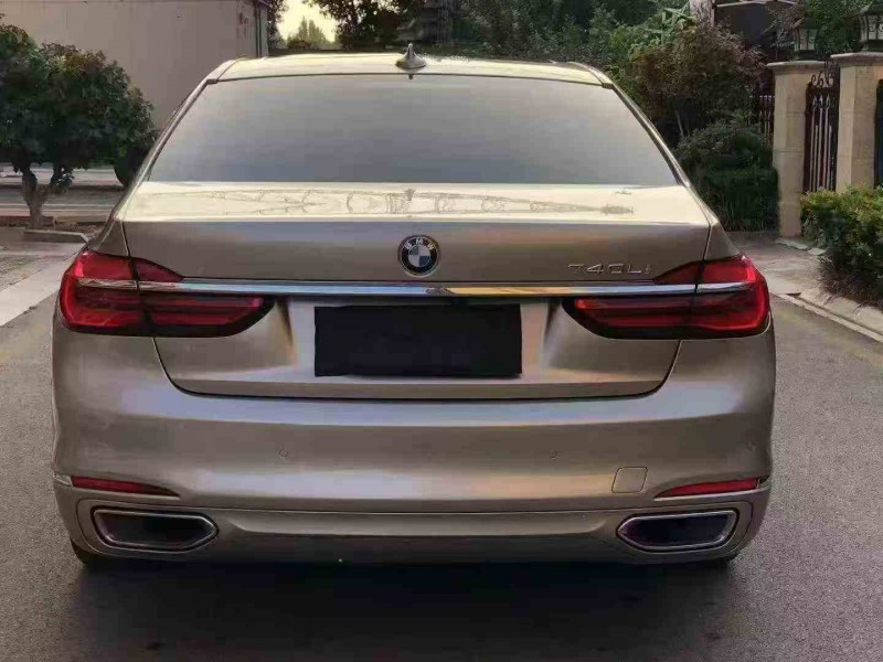 东营17年宝马7系8