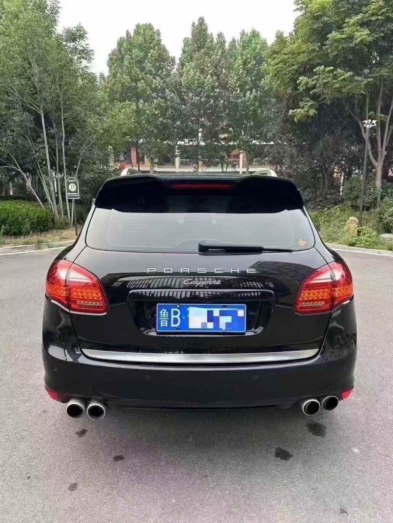 济宁13年保时捷卡宴7