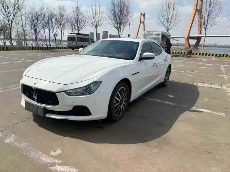 东营17年玛莎拉蒂Ghibli2