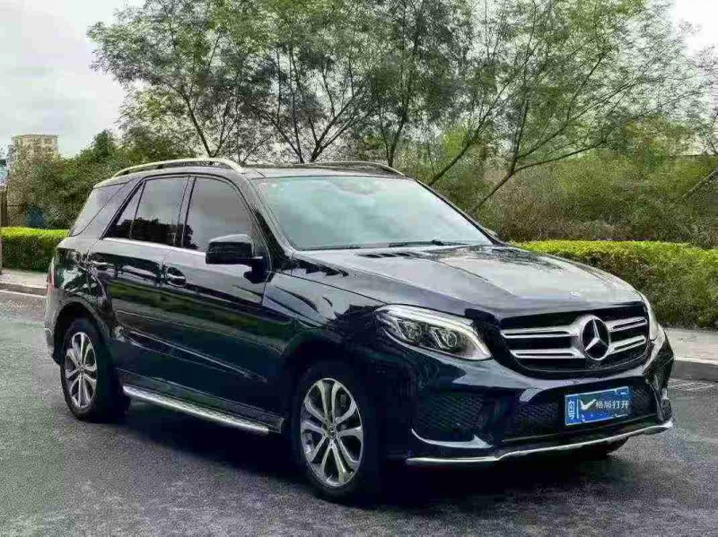 東莞17年奔馳GLE2