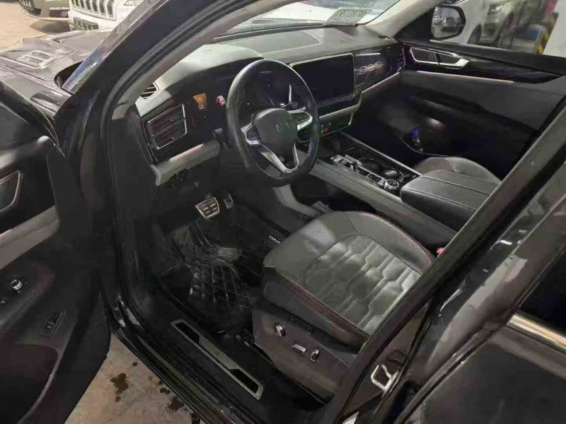 保定23年大众途昂4