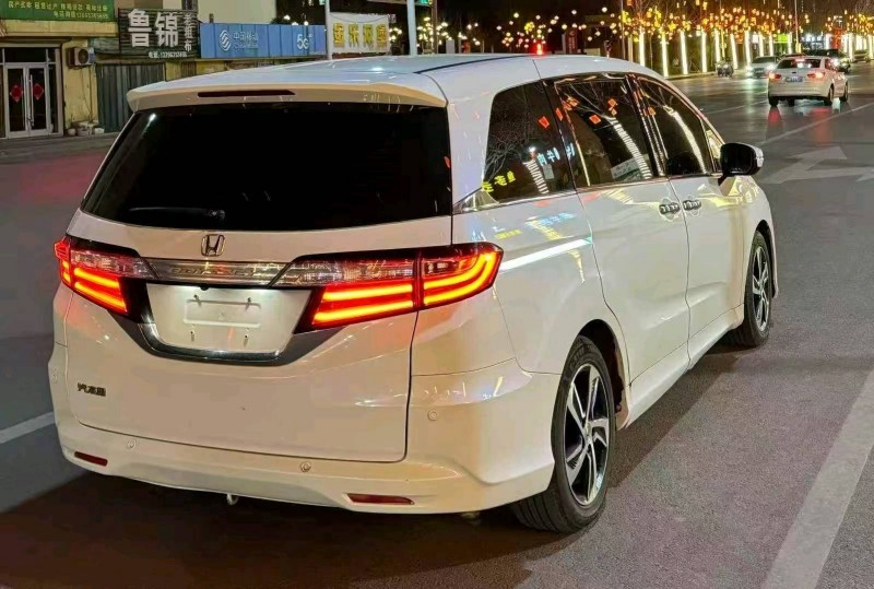 重庆17年本田奥德赛5