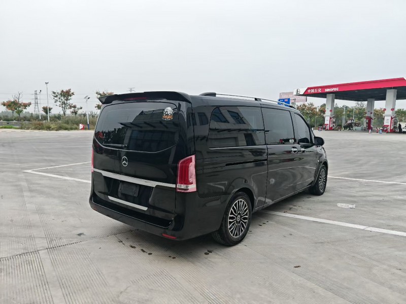 徐州20年奔馳威霆5