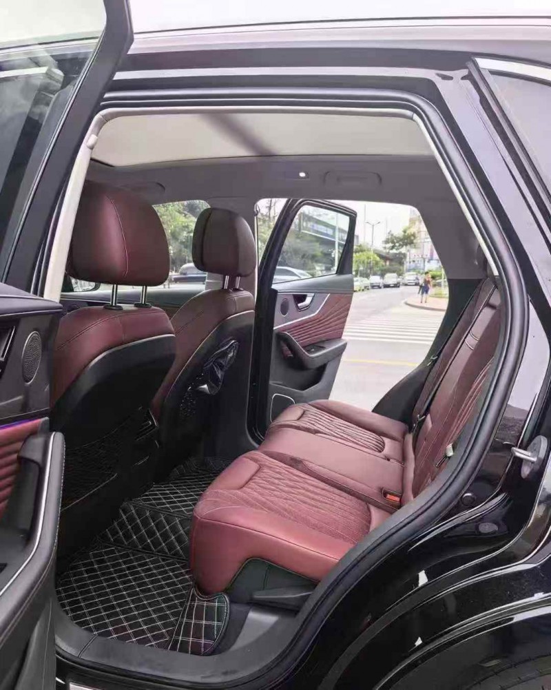 张家界24年红旗HS55