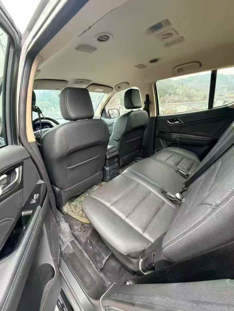 济宁20年五十铃牧游侠4