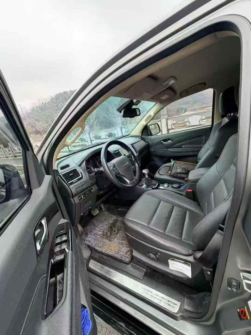 济宁20年五十铃牧游侠6