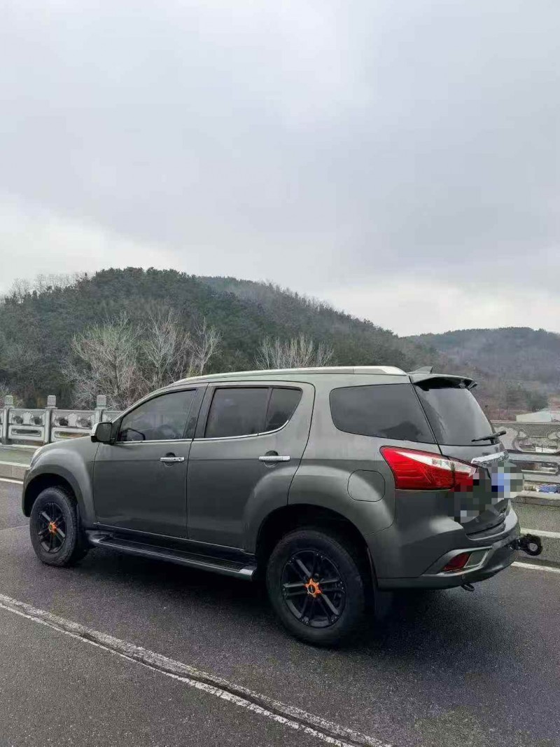 济宁20年五十铃牧游侠8