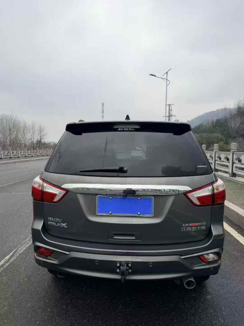 济宁20年五十铃牧游侠9