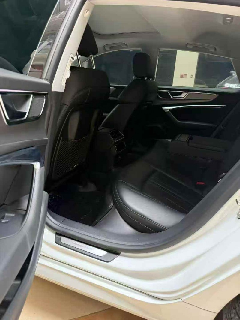 安庆22年奥迪A7L5