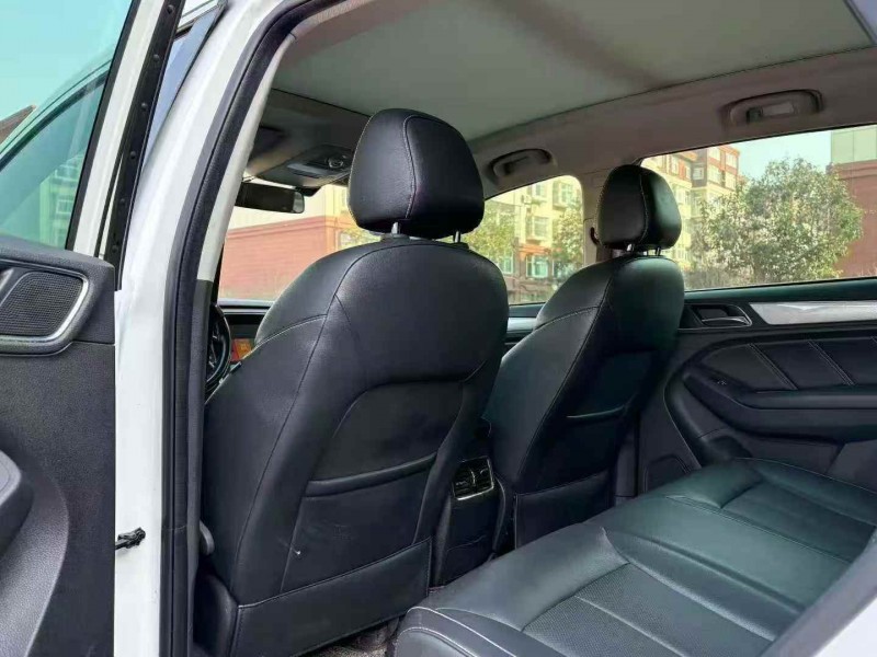 济宁18年荣威RX57