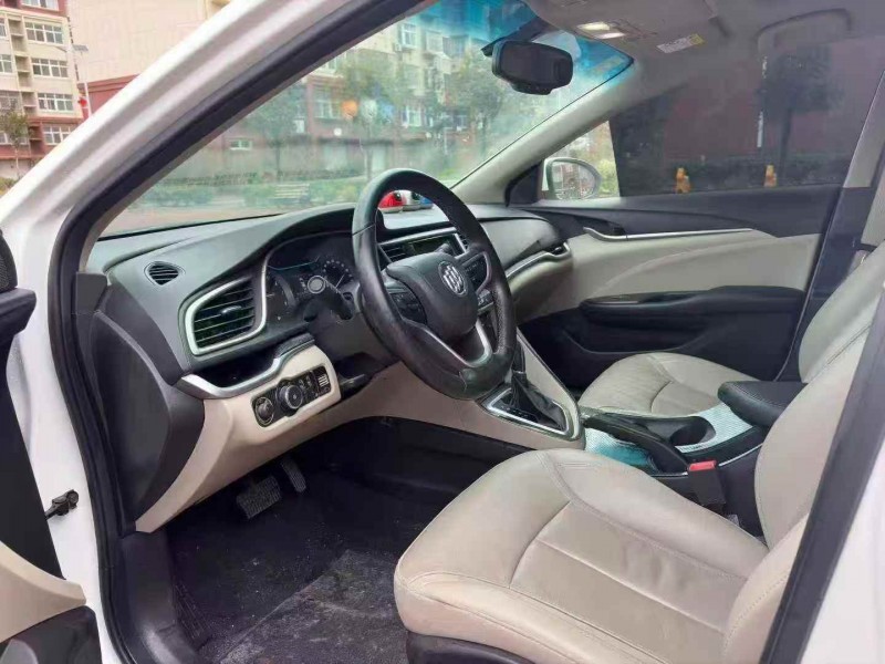 枣庄20年别克英朗4