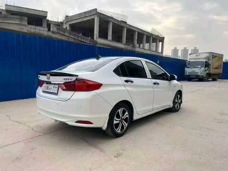 南宁17年本田锋范7