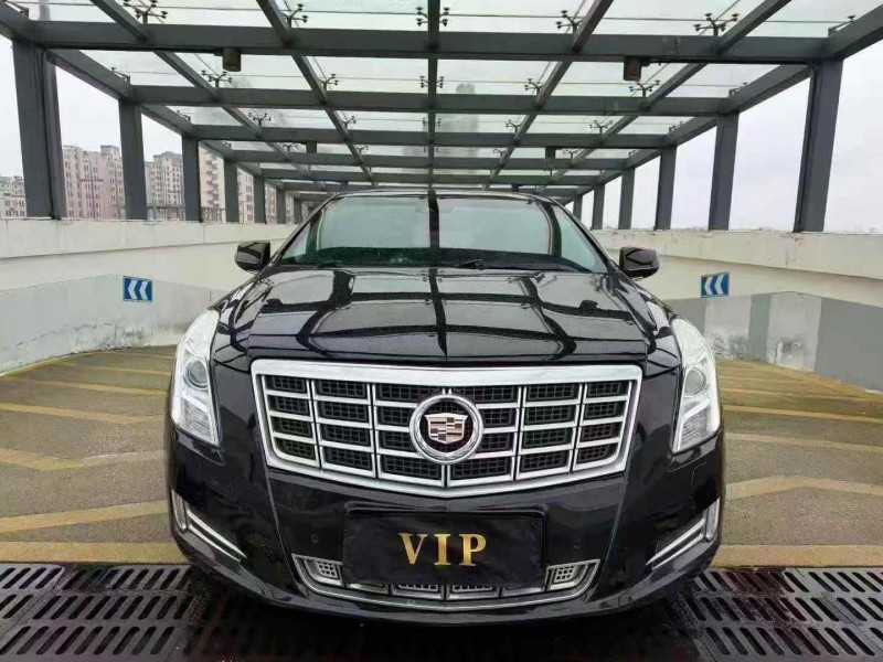 淮安14年凯迪拉克STS1