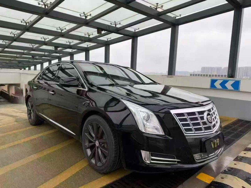 淮安14年凯迪拉克STS3