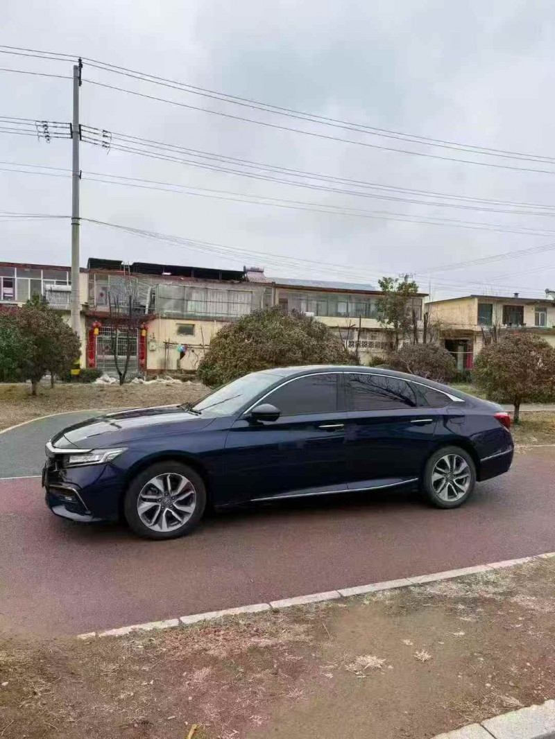 东营19年本田英诗派2