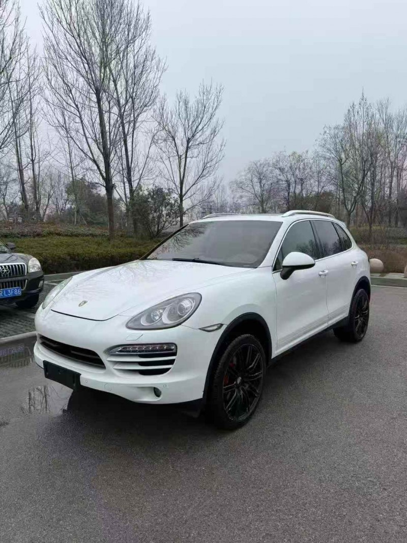 淄博13年保时捷卡宴2