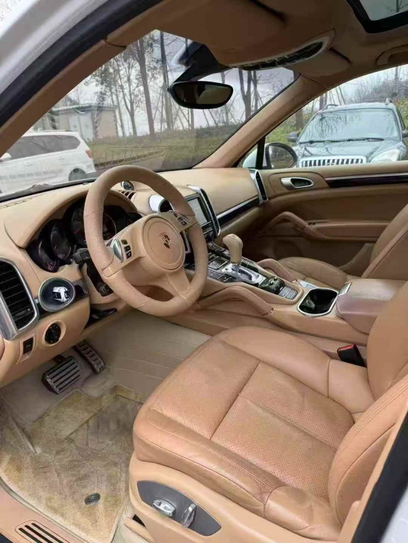 淄博13年保时捷卡宴4