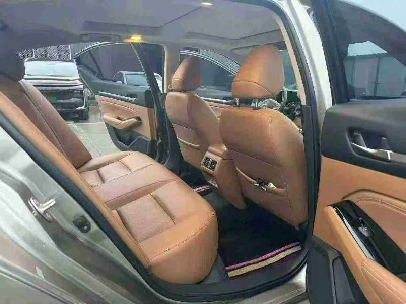 襄阳24年日产天籁7