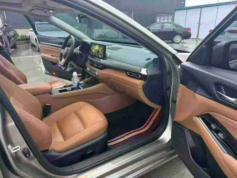 襄阳24年日产天籁9