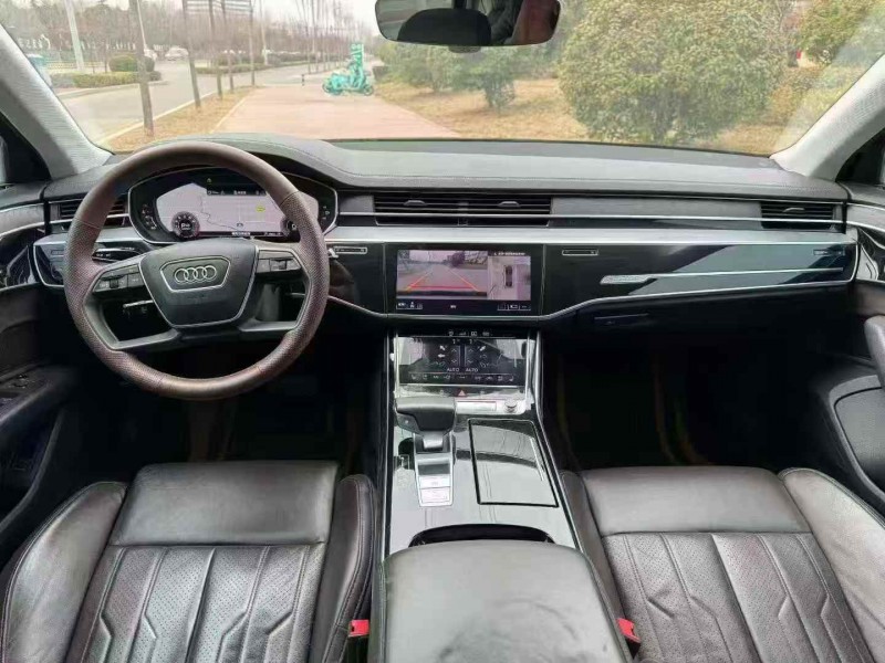 枣庄19年奥迪A8L6