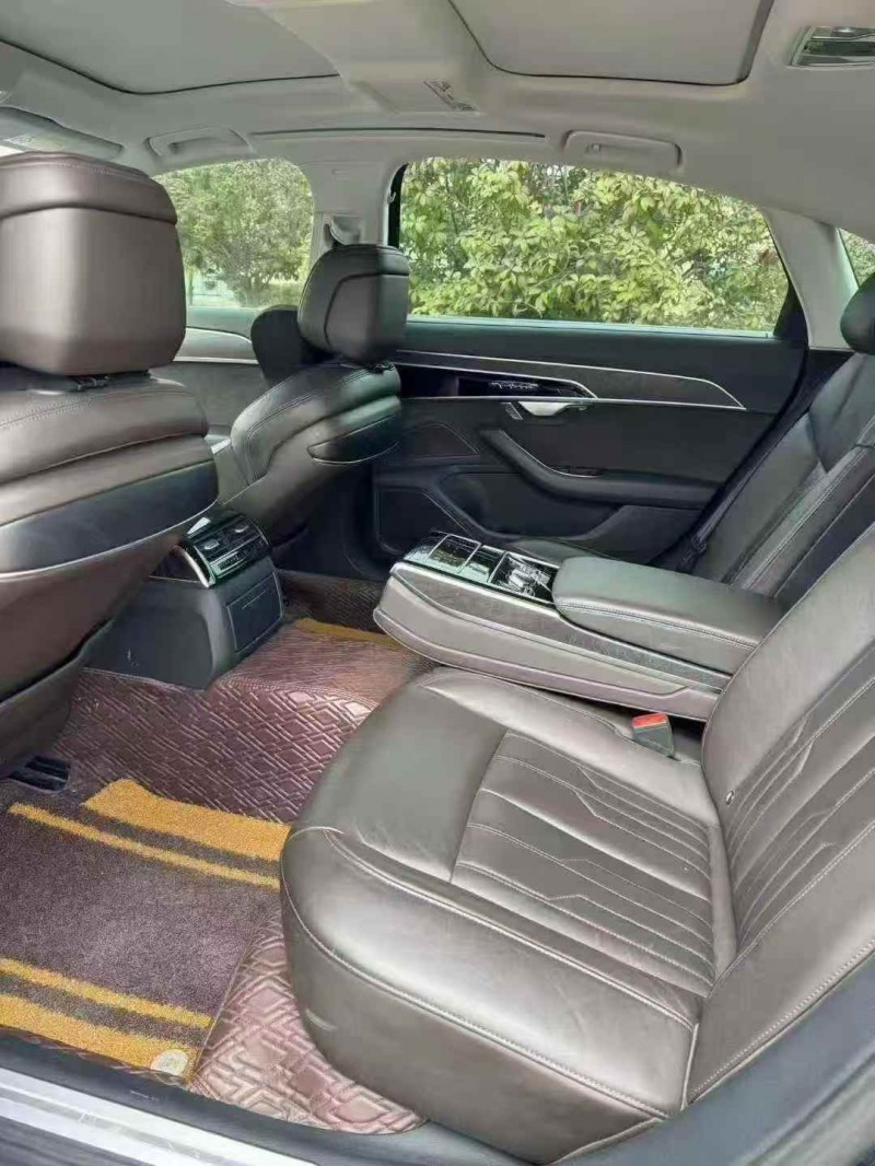 枣庄19年奥迪A8L7