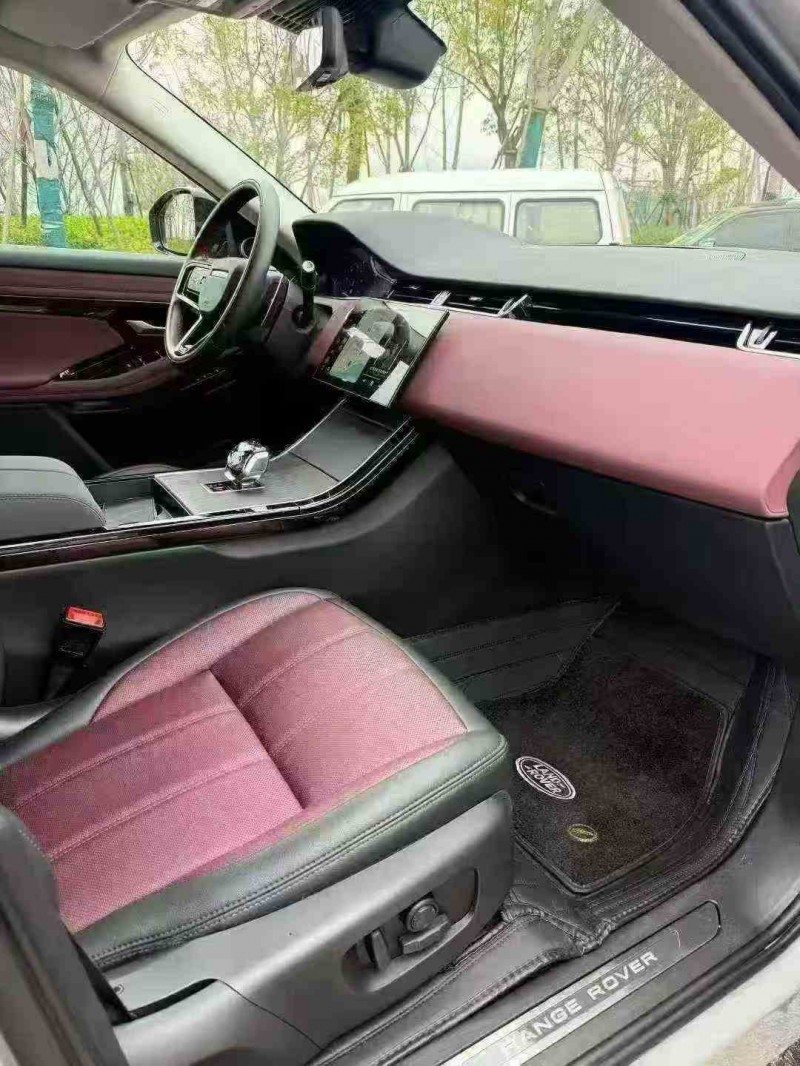 吉安25年路虎极光5