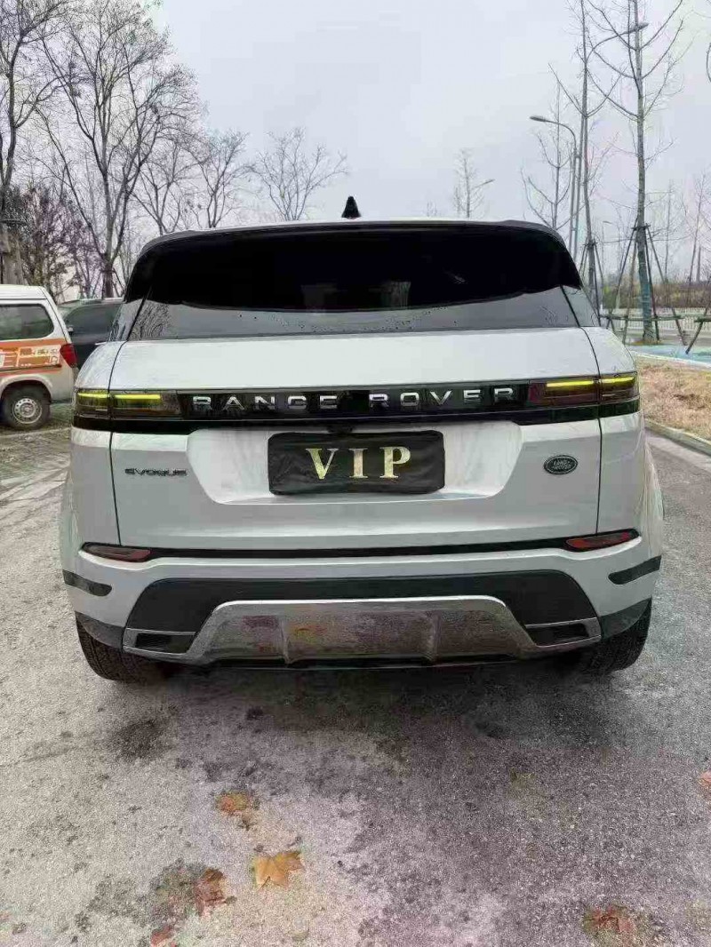 吉安25年路虎极光9