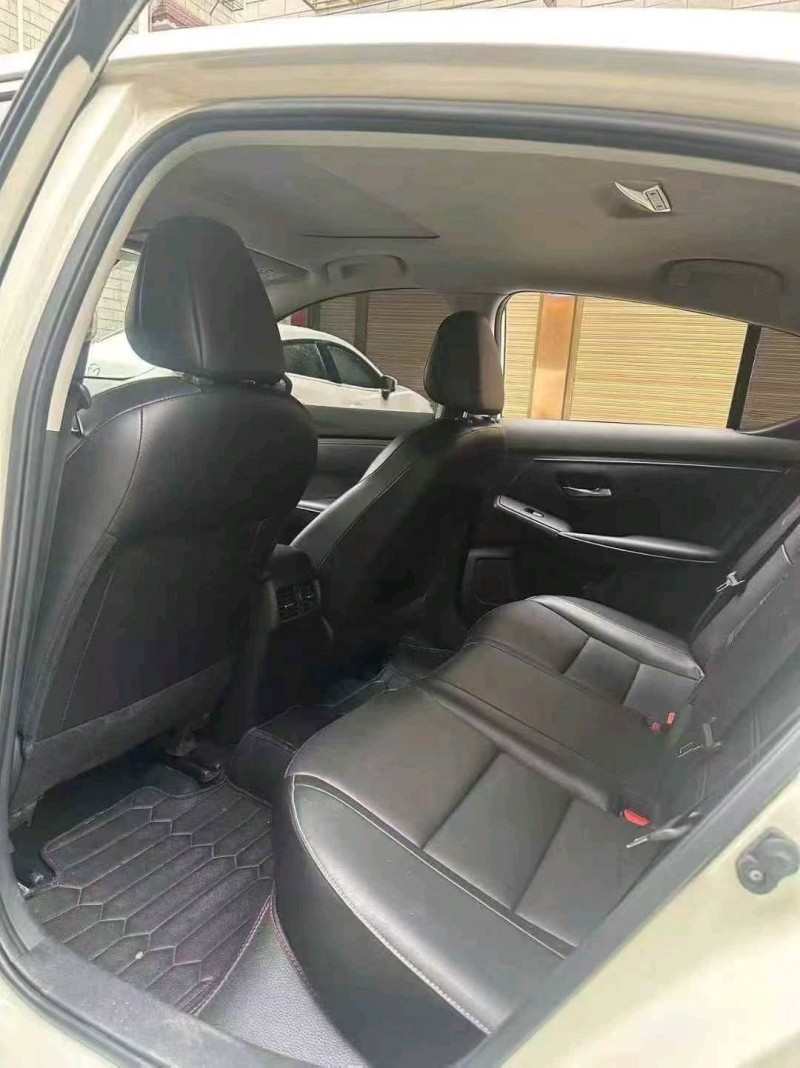 长沙23年日产轩逸5