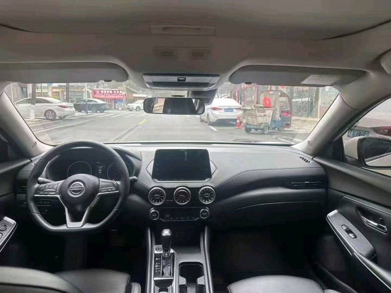 长沙23年日产轩逸6