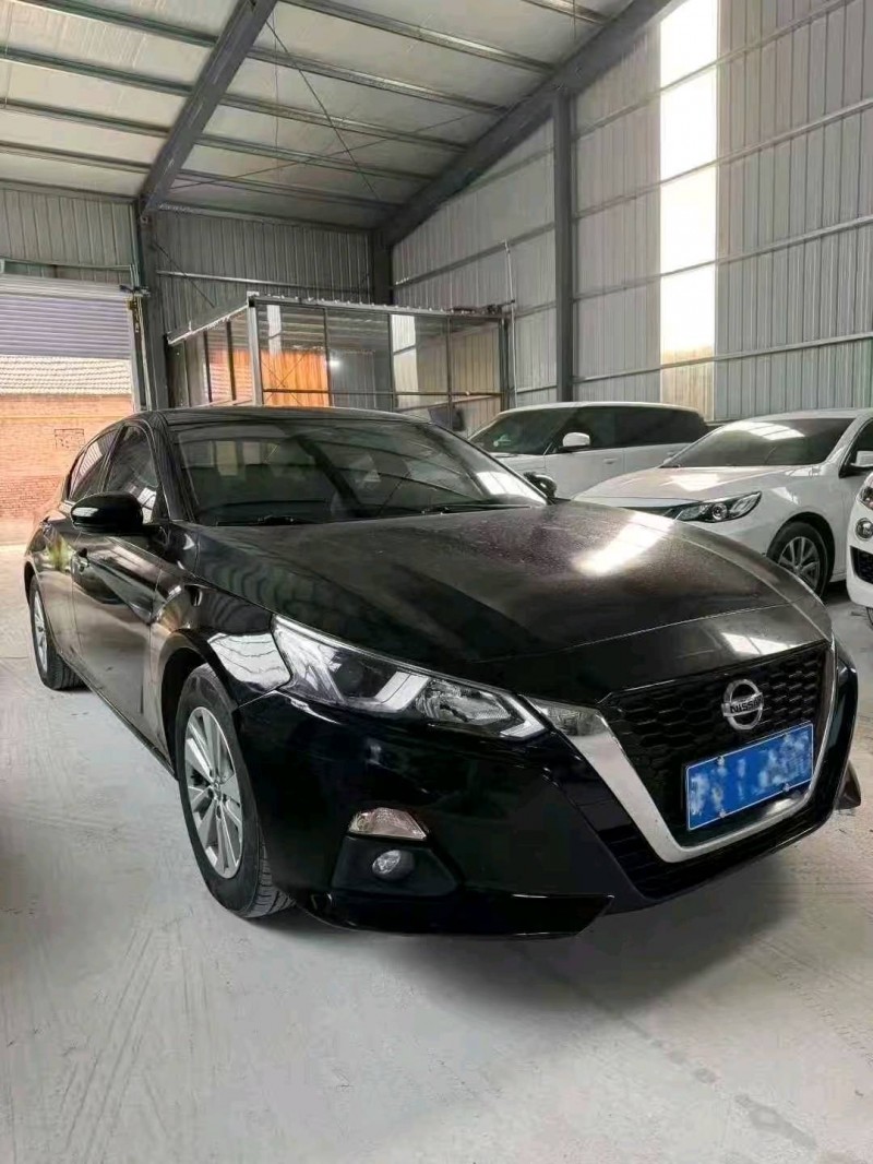 菏泽22年日产天籁2