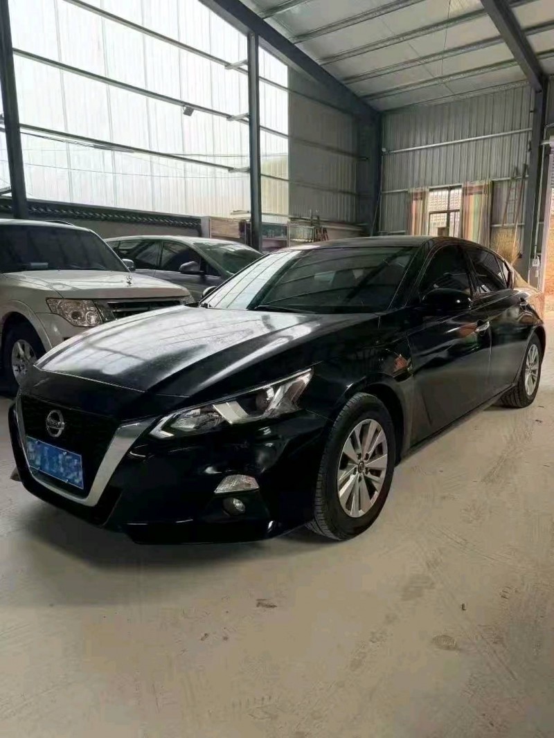 菏泽22年日产天籁3