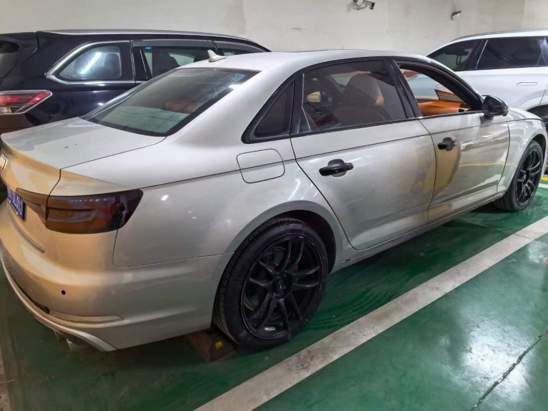 济宁19年奥迪A4L4