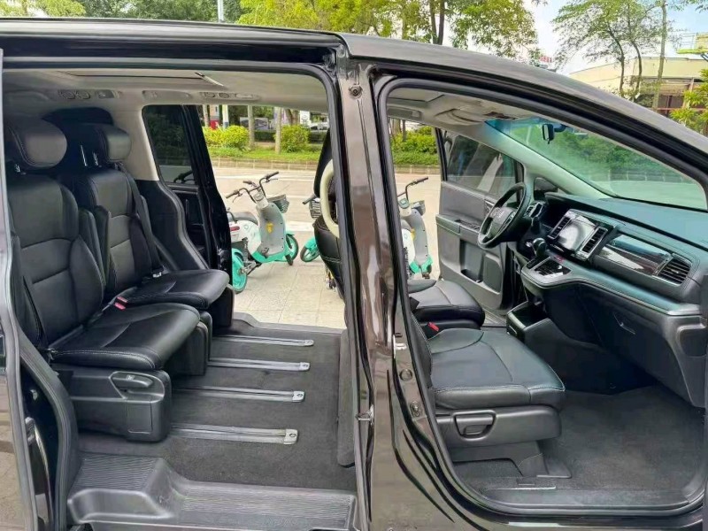 广州20年本田艾力绅5