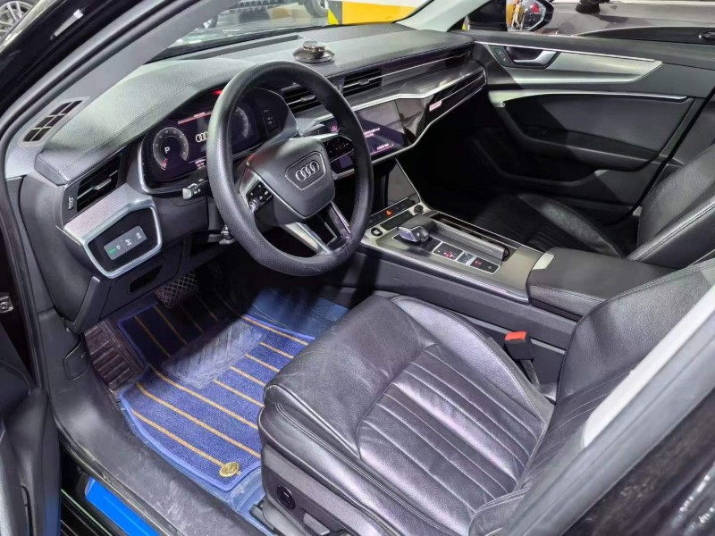 济宁22年奥迪A6L2