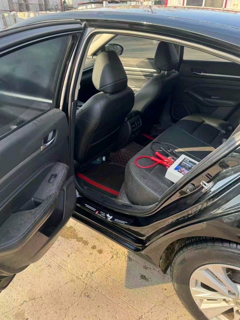 唐山20年日产天籁5