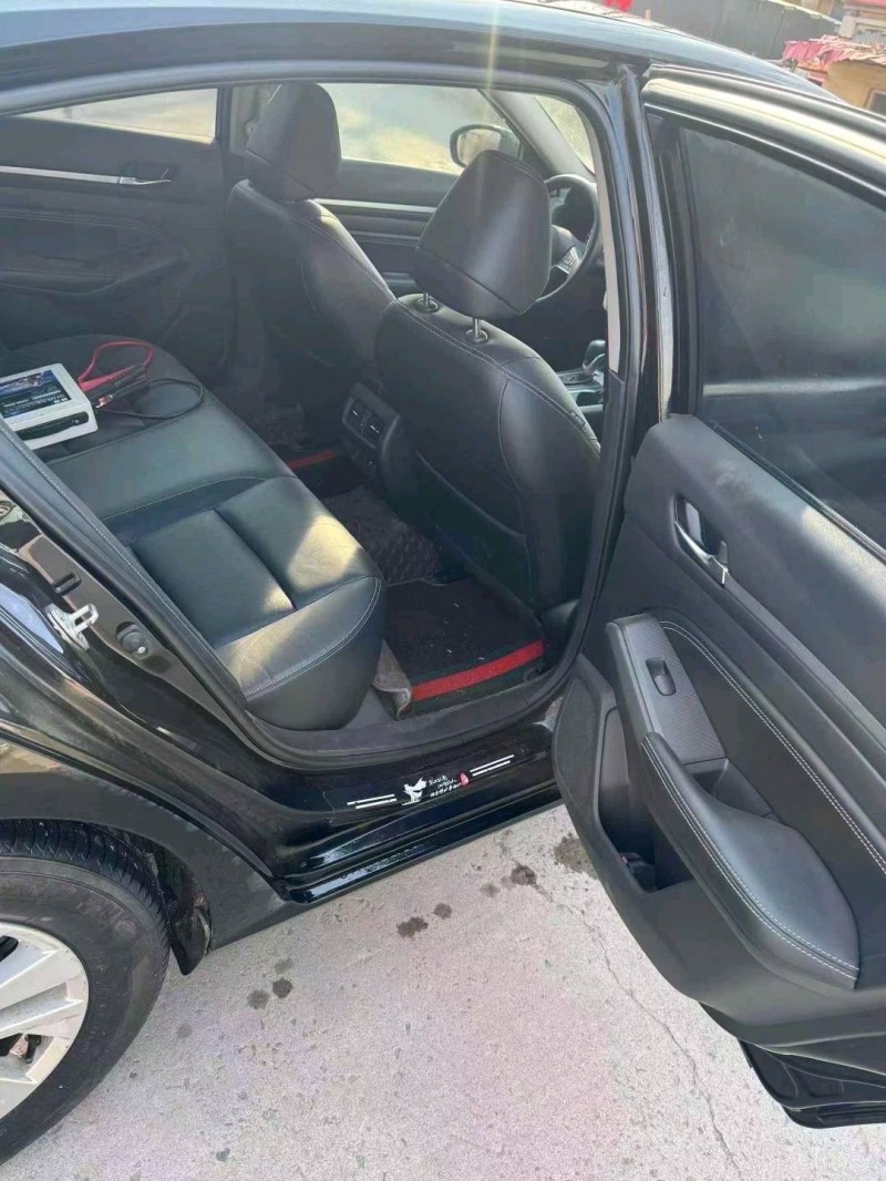 唐山20年日产天籁8