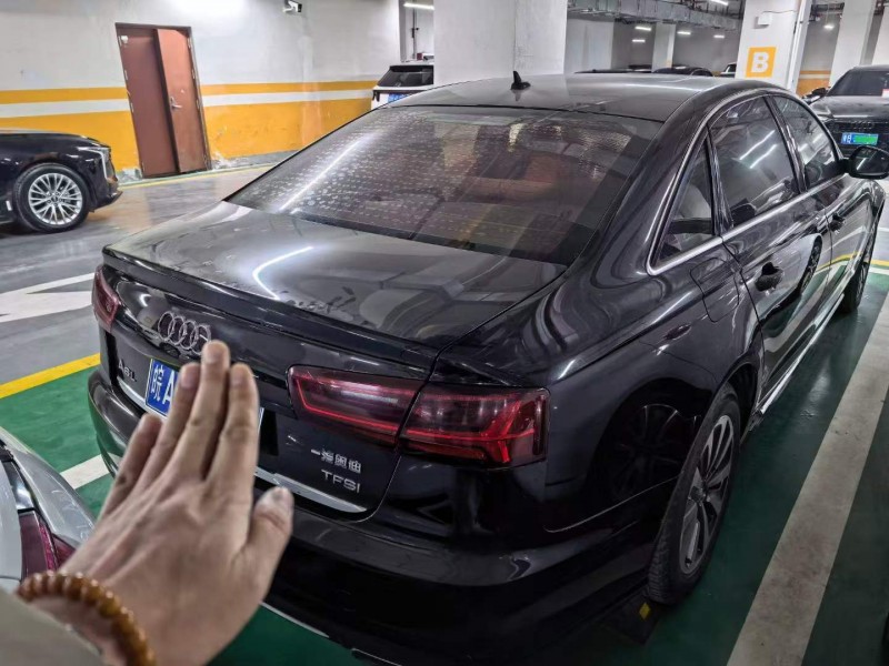 济宁16年奥迪A6L4