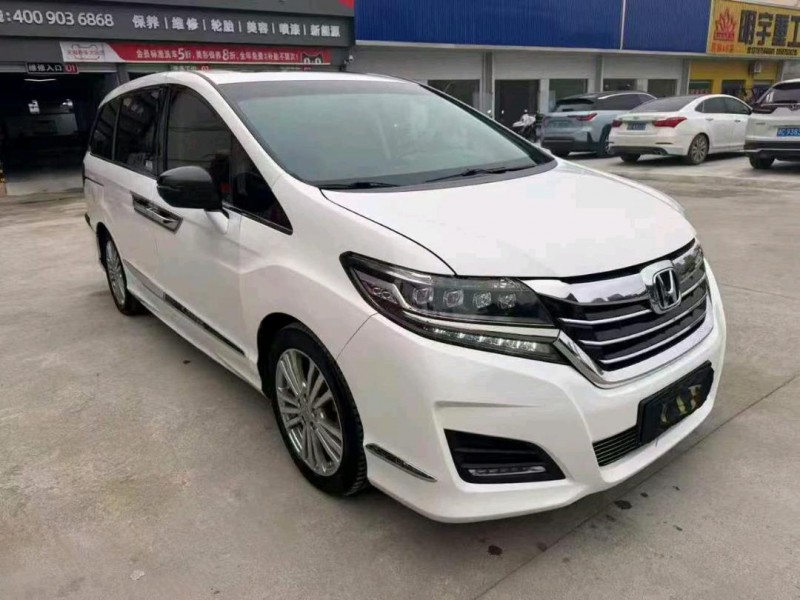 襄阳19年本田艾力绅2