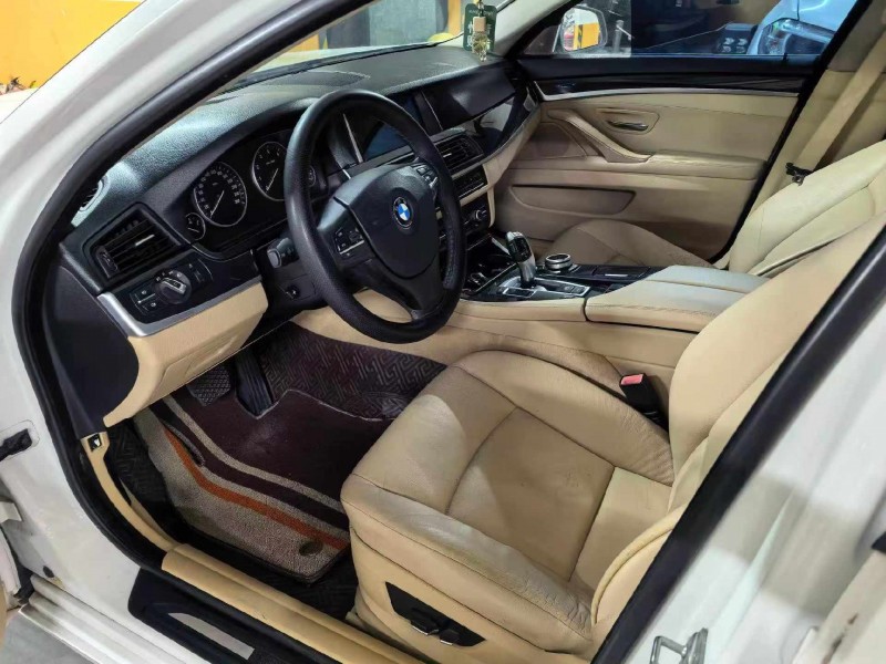 济宁13年宝马5系3