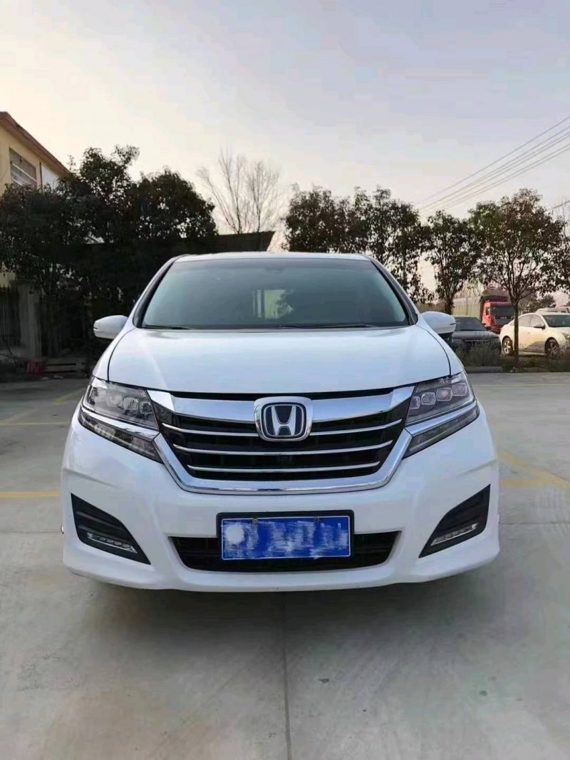 菏泽16年本田艾力绅1