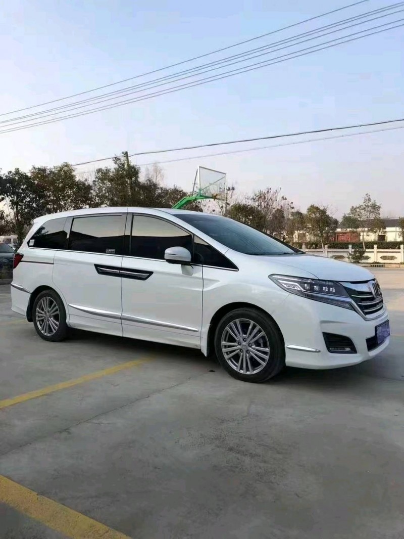 菏泽16年本田艾力绅2